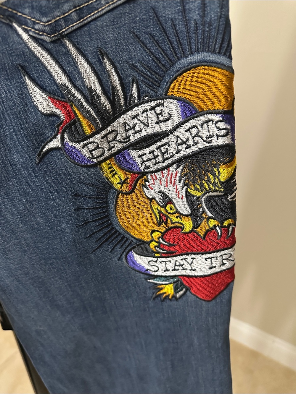 Ed Hardy Dark Blue Relaxed Straight-Leg Jeans with Embroidered Graphic - Picture 5 of 8